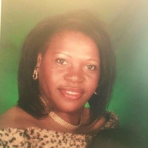 Meet your Posher, Gloria